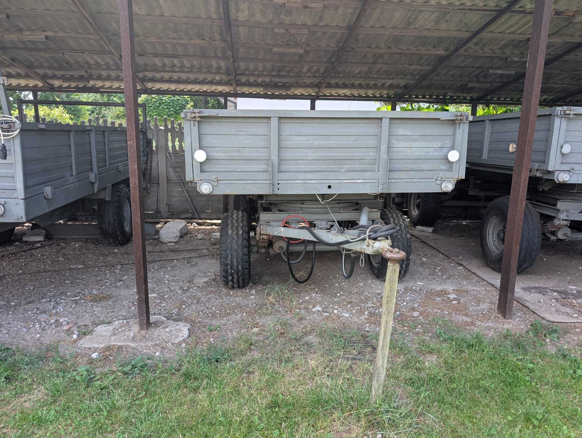 Przyczepy Autosan w bardzo dobrym stanie