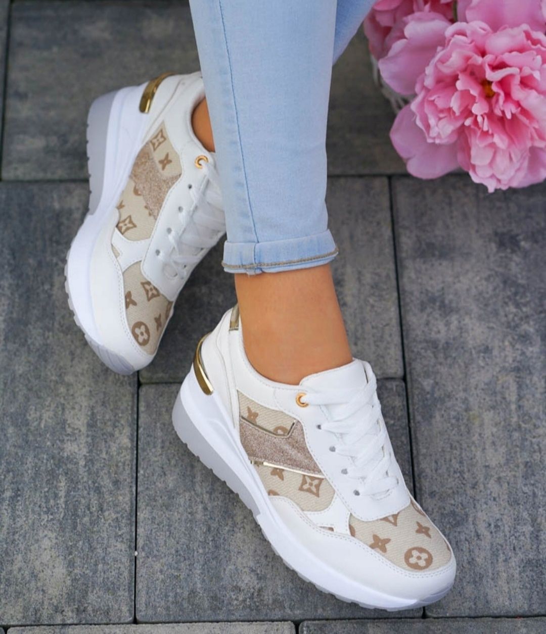 36 37 38 adidasy 39 40 41 na niskiej koturnie z printem LV Louis vuitt