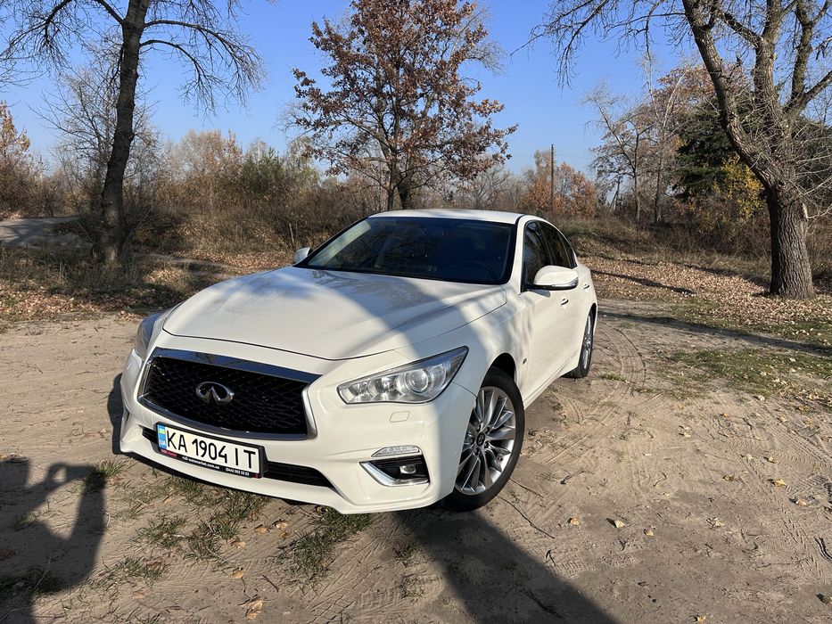 Продам Інфініті Q50