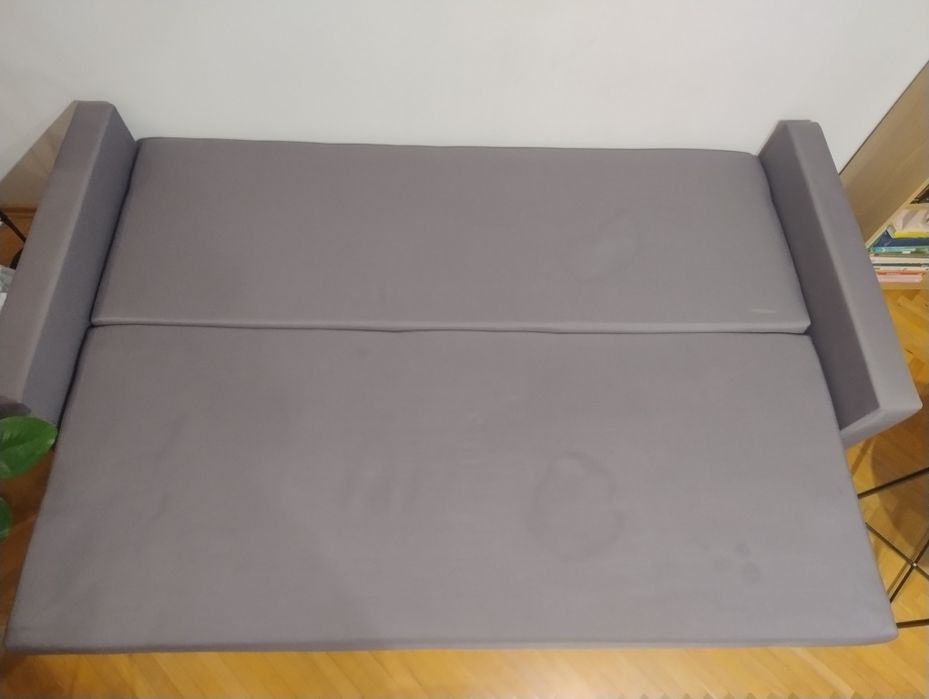 Kanapa w kolorze szarym za darmo-zarezerwowana