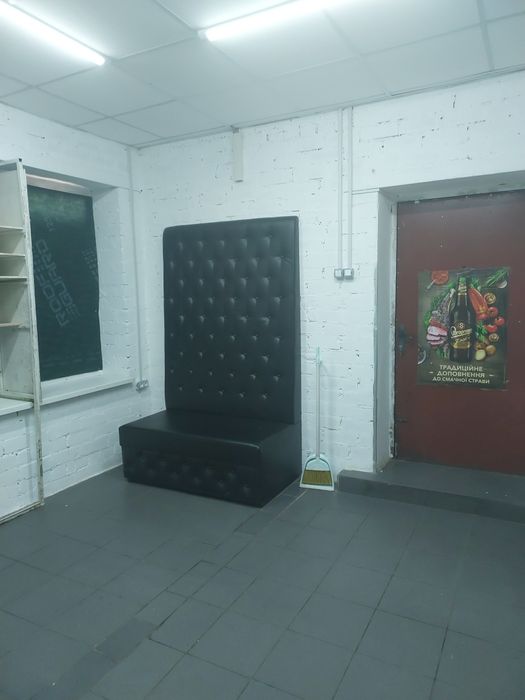 Продам нежитлове приміщення магазин