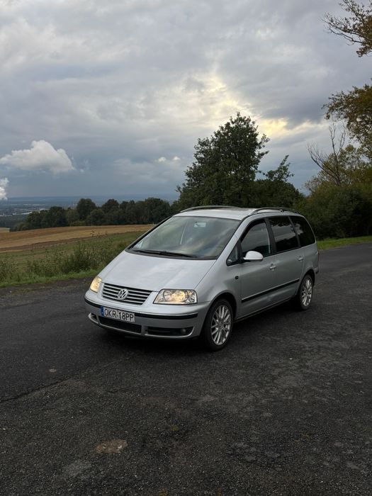 WV Sharan SPECIAL 1,9 TDI 150 KM 7 osobowy