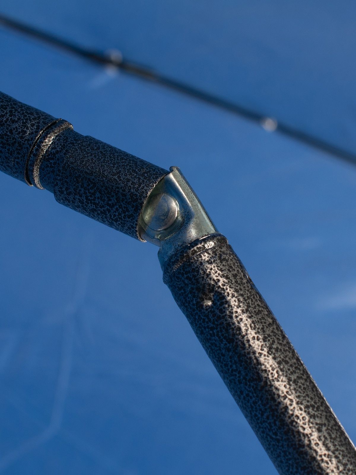 Пляжный зонт "Антиветер" + защита от УФ 2 метра, с наклоном.