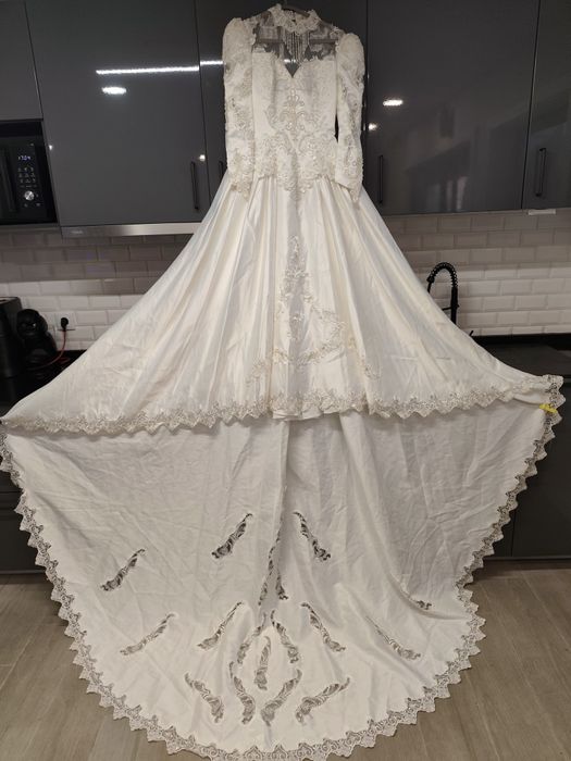 Vendo vestido de casamento , negociável