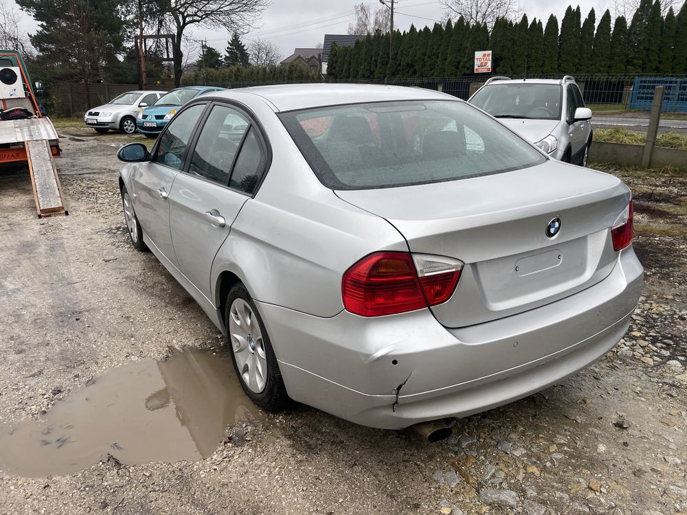 Bmw e 90 jezdzace do lekkich poprawek lakierniczych