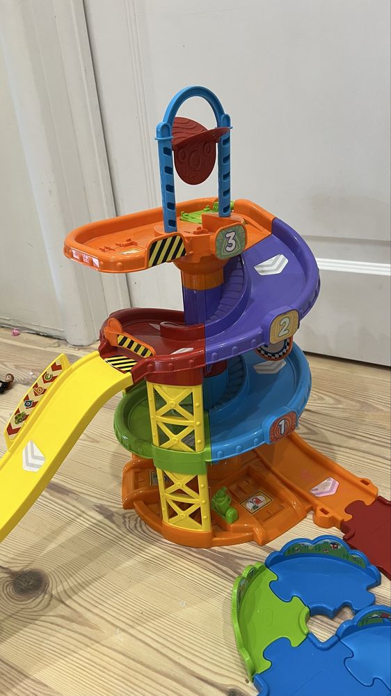 Tot tut autka Vtech zestaw zjezdzalnia, tor, 3 autka