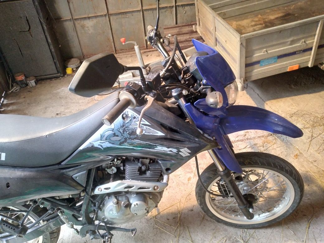 Suzuki dr 125 sm