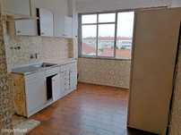 Apartamento T2 com varandas - Samora Correia