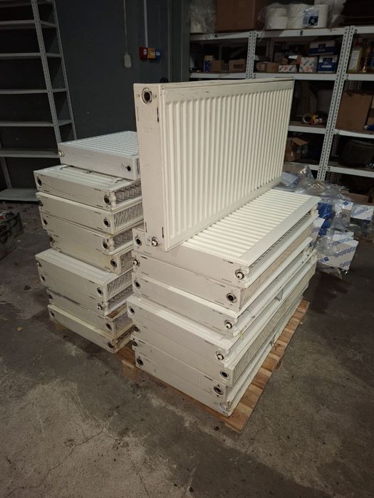 Радиатор отопление б/у