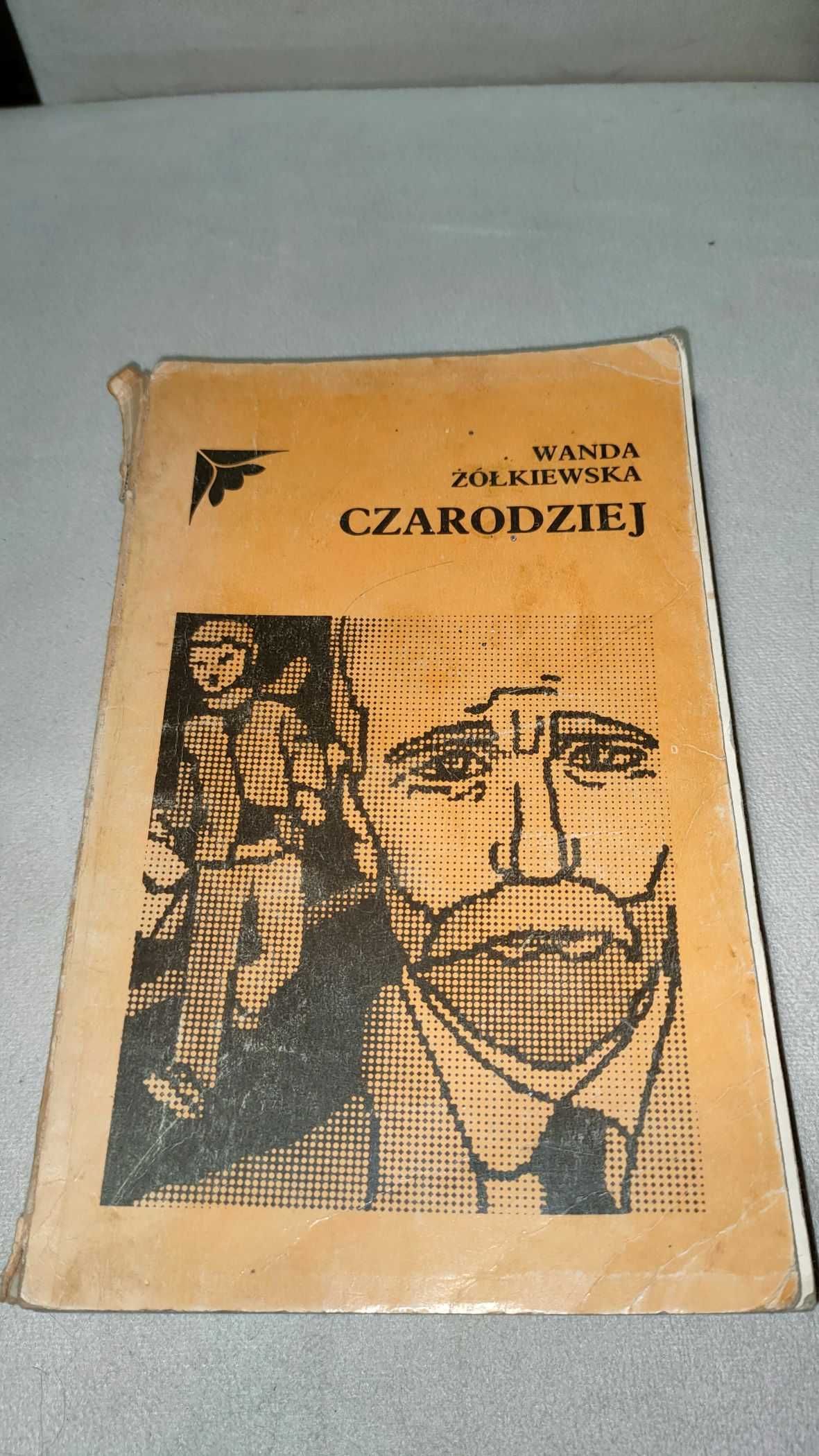 „Czarodziej” Wanda Żółkiewska + GRATIS książka