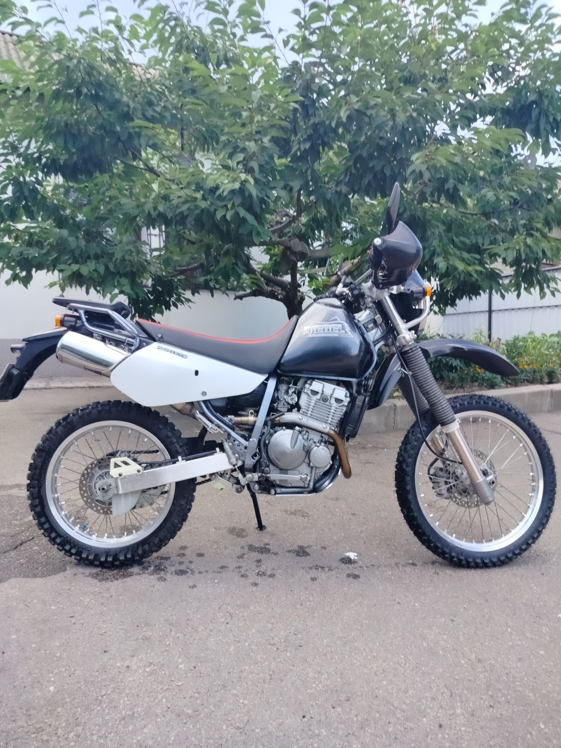 Suzuki djebel 250 идеальное состояние