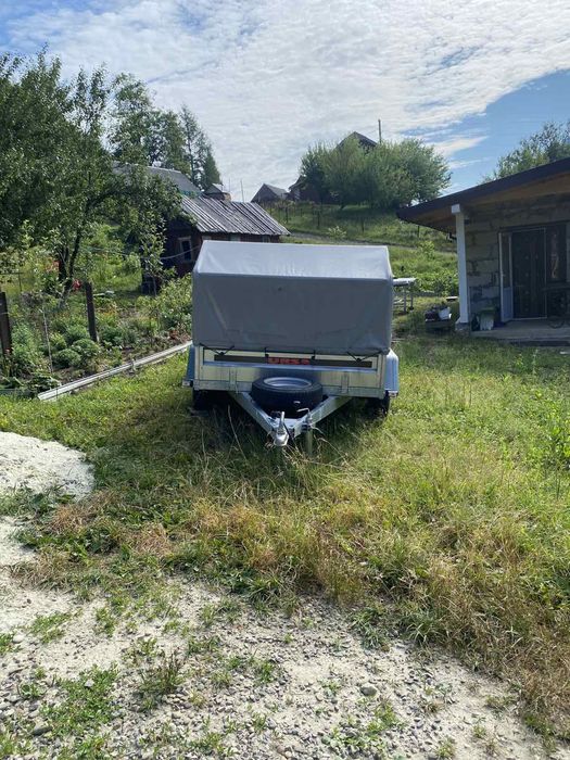 Причіп до легкових автомобілів