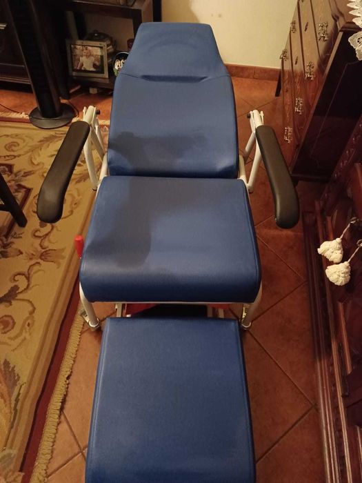 Cadeira geriátrica - Reclinável