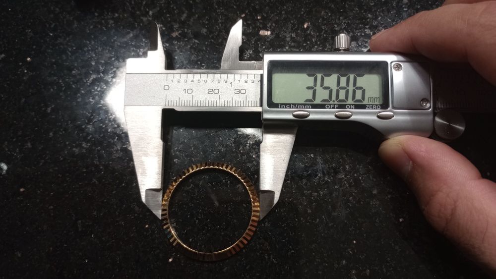 Złoty bezel ramka wkładka do zegarka Rolex Tudor zamiennik 36mm