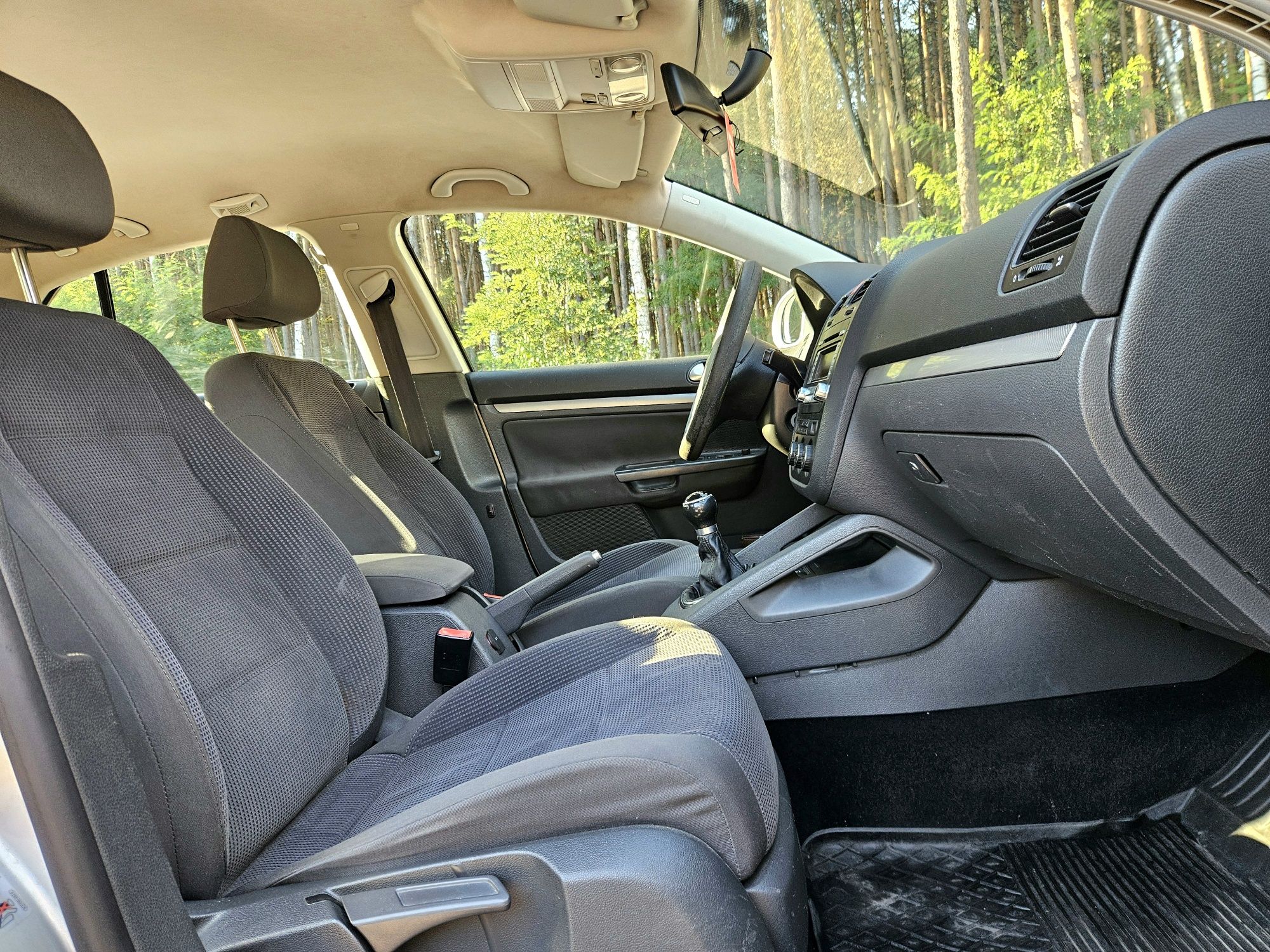 Volkswagen Jetta 2006 - 1.6 Mpi- LPG- Zamiana