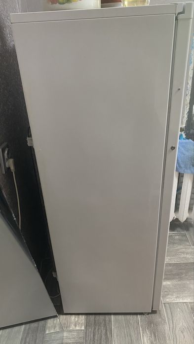 Продам Морозильну камеру