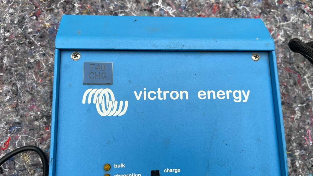 Victron Energy Phoenix Smart 12/50 Ładowarka akumulatorów kamper yacht