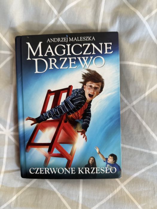 Czerwone krzesło książka