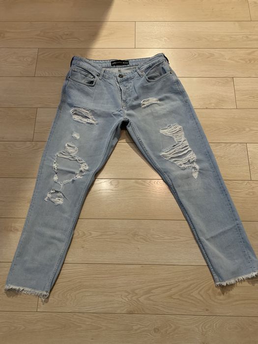 Мужские джинсы рваные