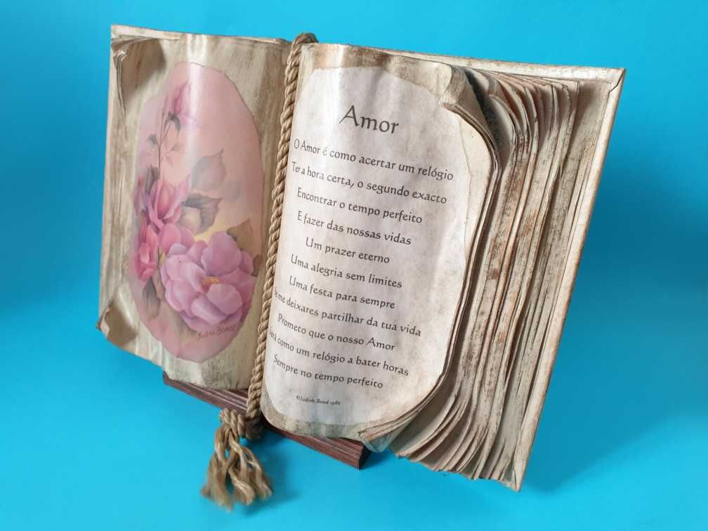 Livro Decorativo "Amor" by Judith Bond