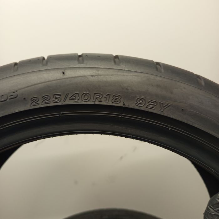 225/40R18 Bridgestone Potenza S005