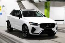 Volvo XC 60 B5 AWD 4x4 ULTIMATE ULTRA! DARK THEME! MaX Pakiety! Max Doposażenie!