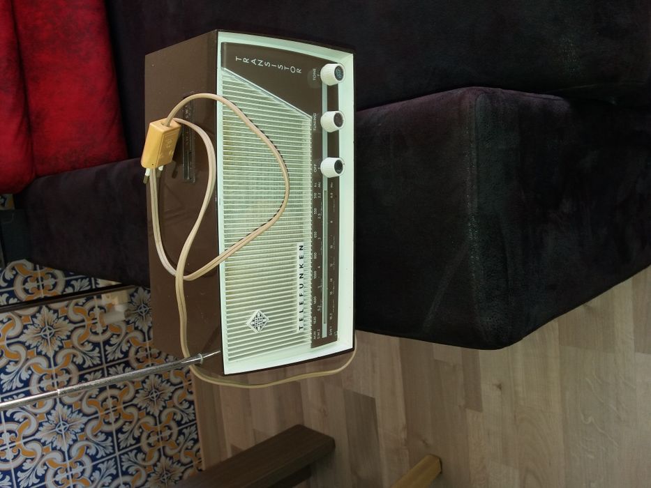 Rádio telefunken transistor