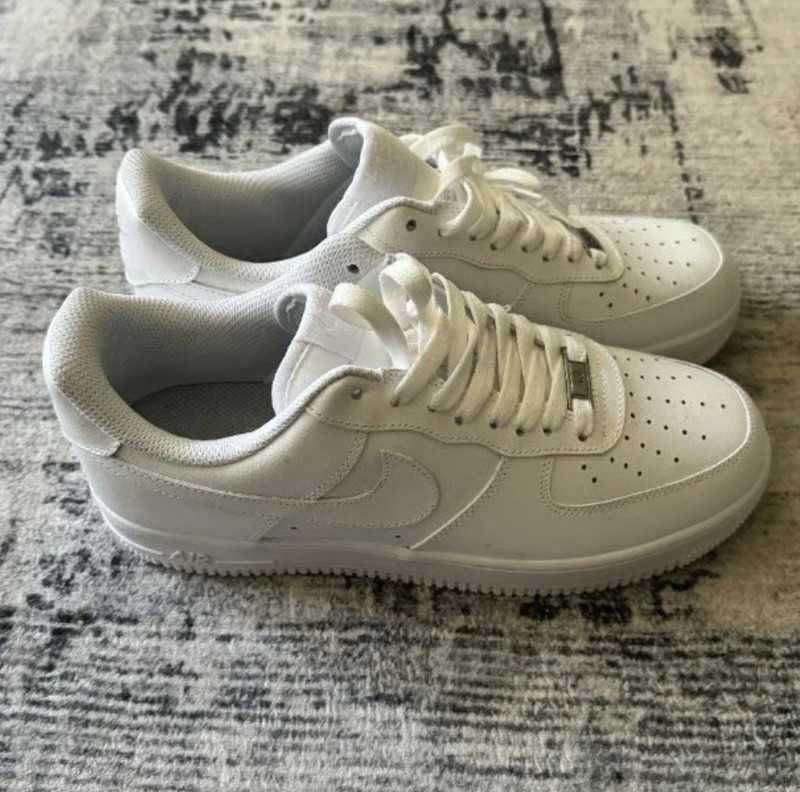 Nike Air Force 1 Low '07 White EU.44.5