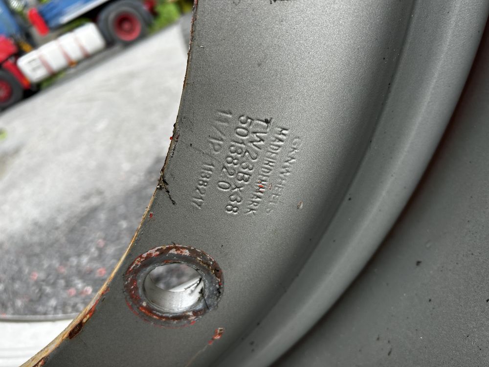 Koła, opony  710/85 R38 Michelin