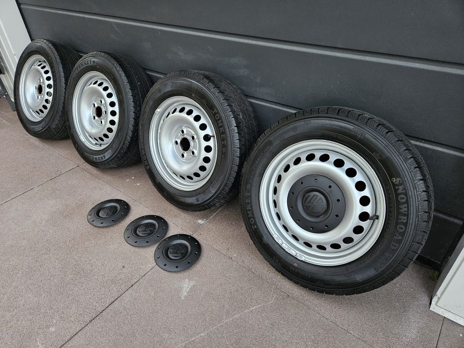 Koła VW transporter 205/65/R16C opony zimowe 2024r t5 t6 5x120 DOT3824
