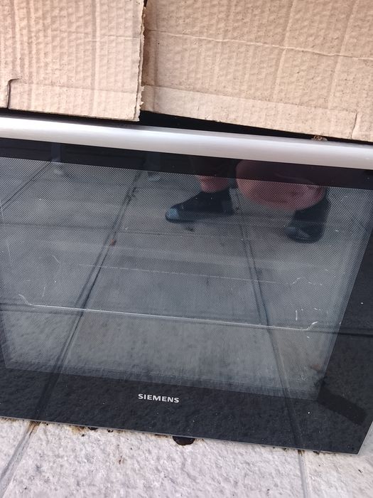 Vende se placa vidrocerâmica e forno elétrico novo,a estrear