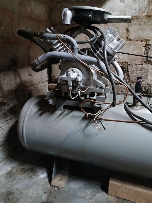 Копресор ФУ12 ресівер 400л