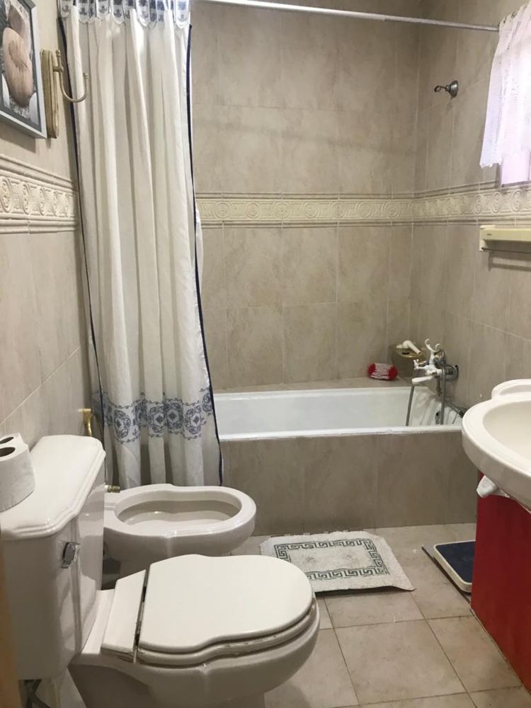 Alugo quarto em Setubal