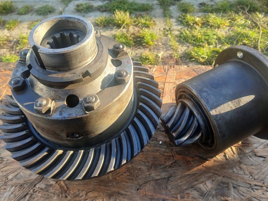 mechanizm  różnicowy  ursus  c 330, c 328.