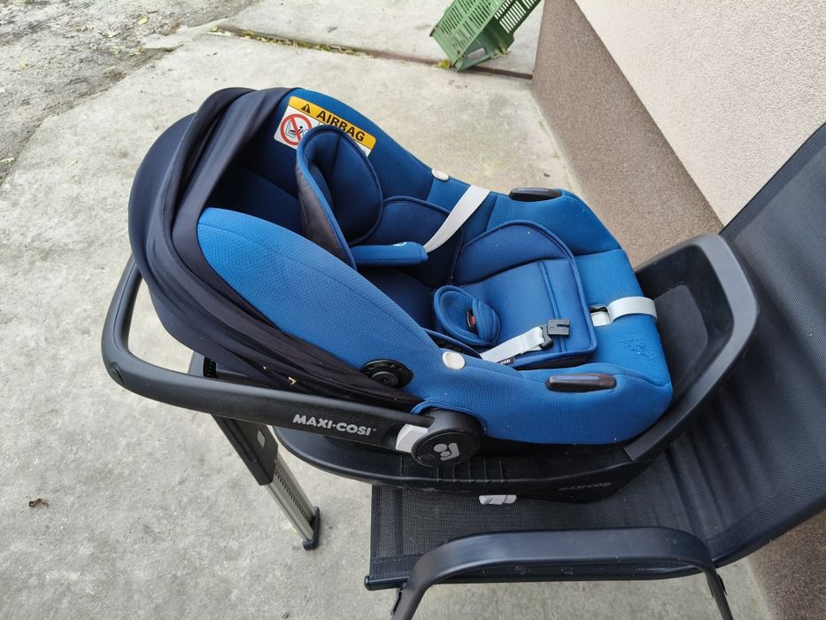 Fotelik samochodowy Maxi-Cosi Tinca z bazą ISOFIX