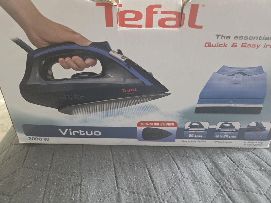 Утюг с отпаривателем Tefal