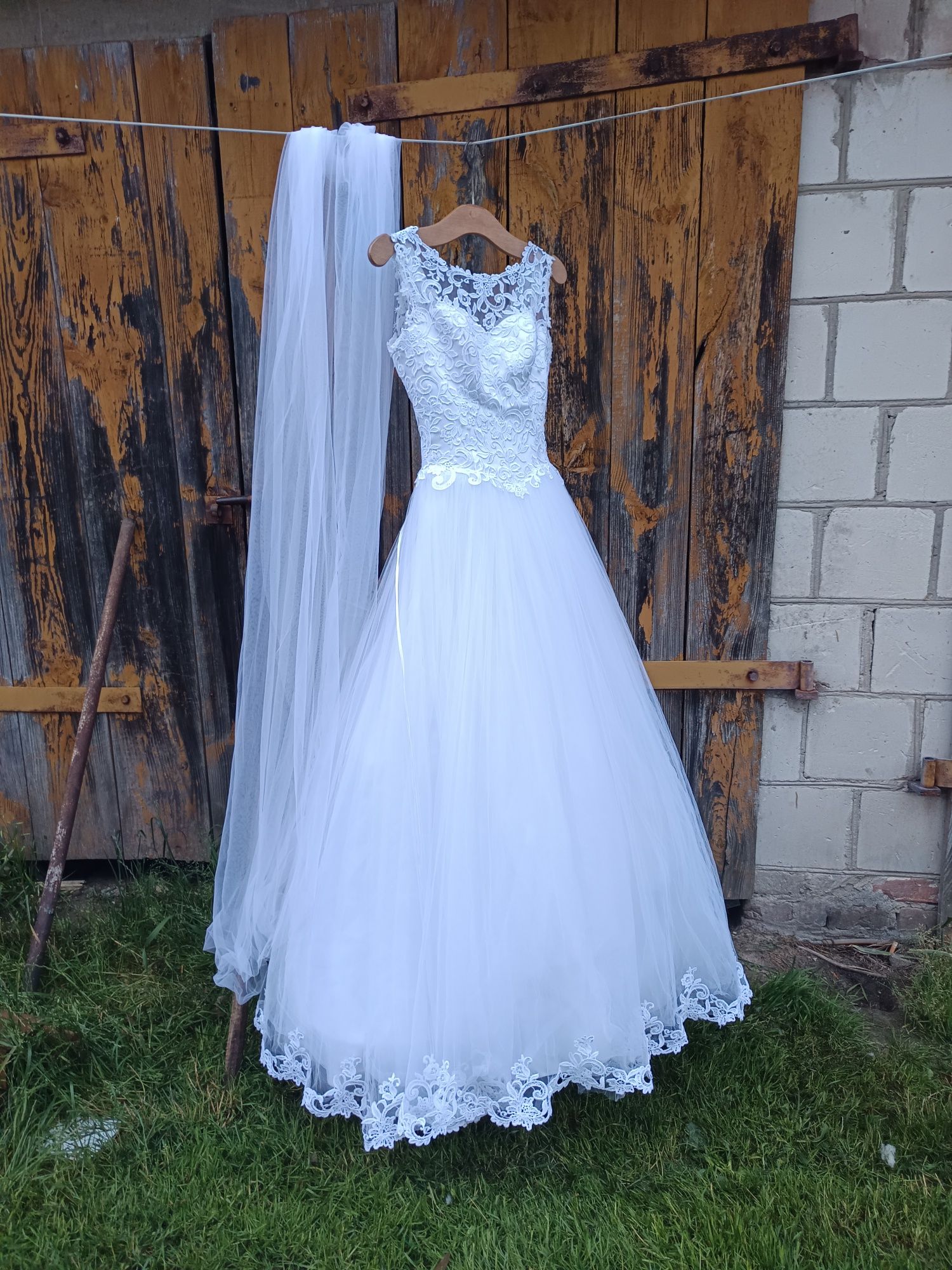 Suknia ślubna white Lady
