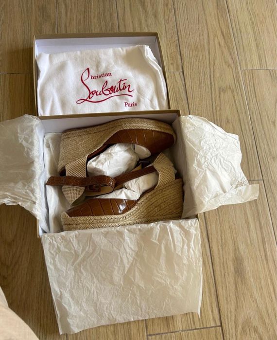 Sapatos Christian Louboutin NOVOS