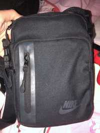 Bolsa da Nike como nova