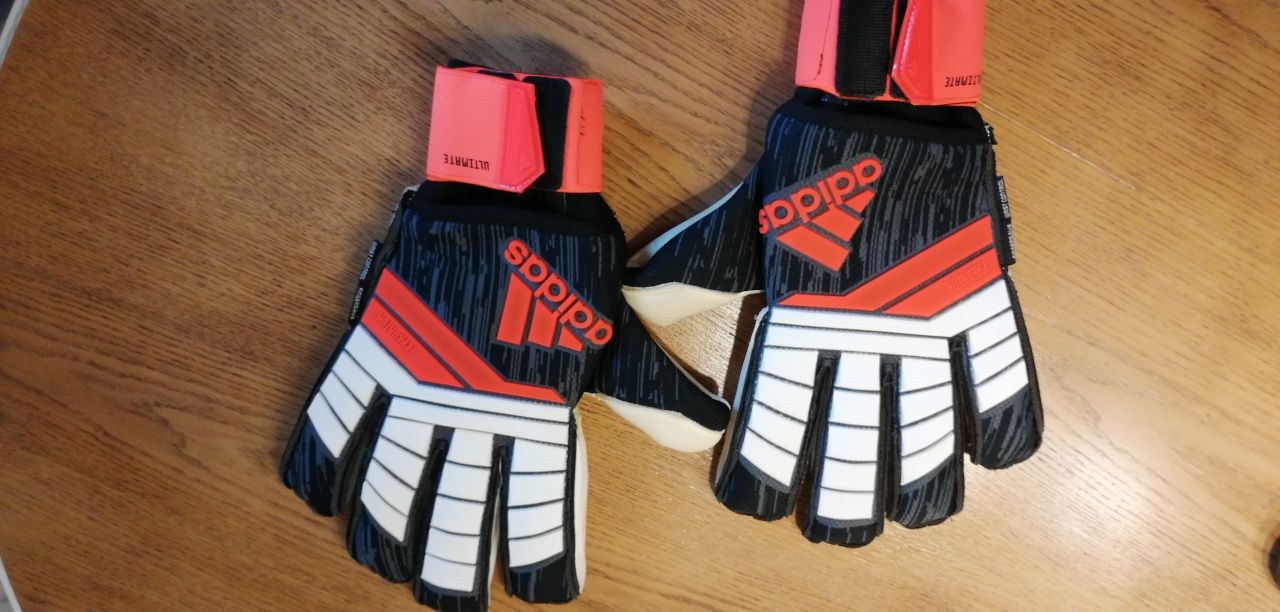 Rękawice bramkarskie Adidas Predator Ultimate