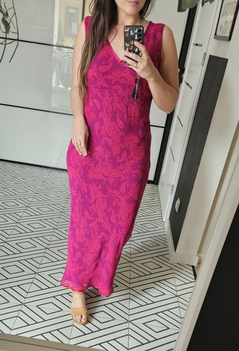 Długa sukienka damska boho we wzory – elegancja i wygoda L/XL