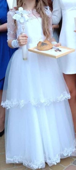 Sprzedam sukienkę Komunijną