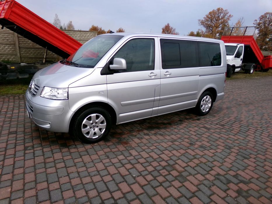 Volkswagen Multivan multivan tdi z dwóch stron drzwi zadbany zarejestrowany zamiana