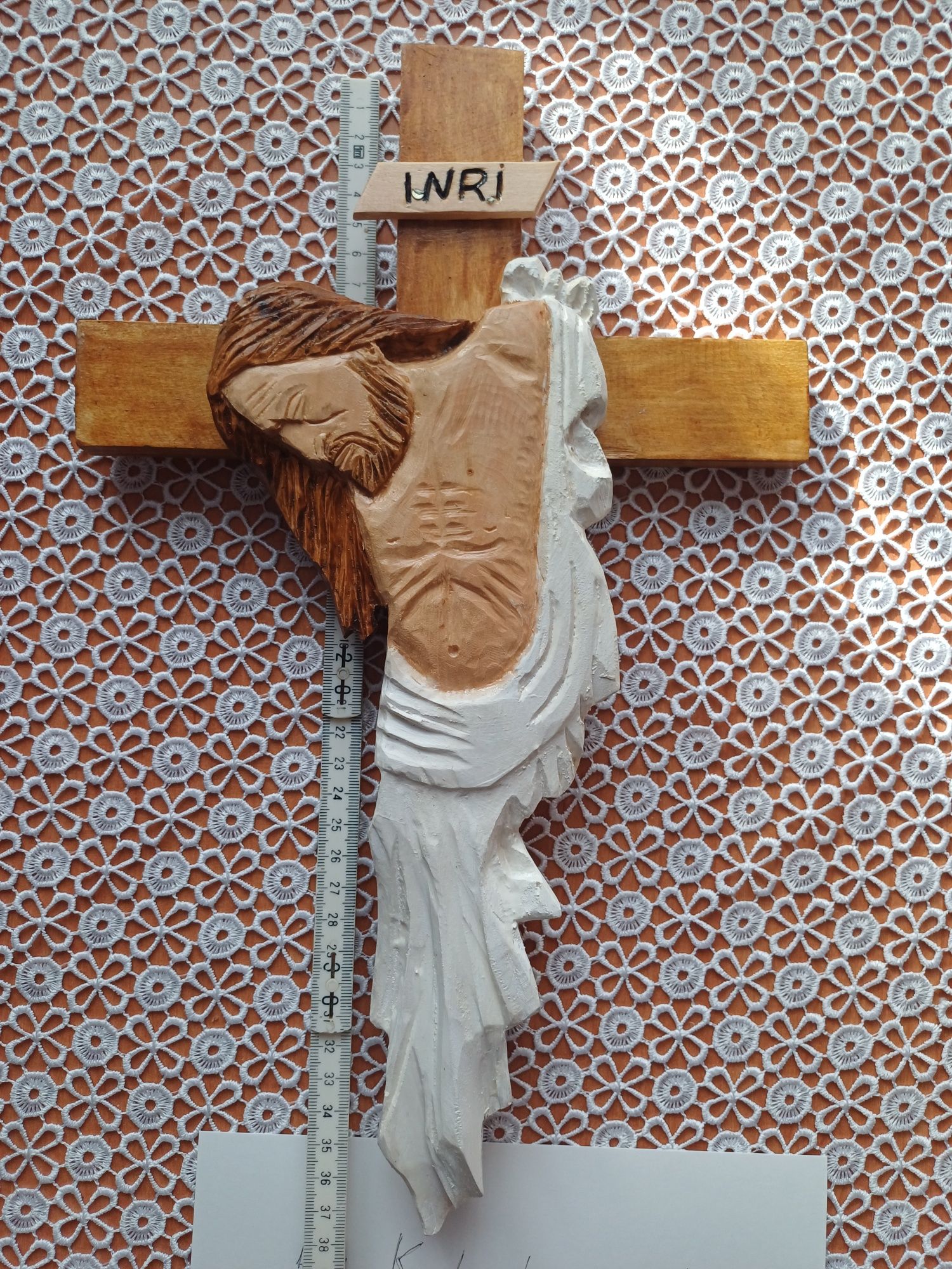 Krzyż z drewna rękodzieło Jezus Chrystus