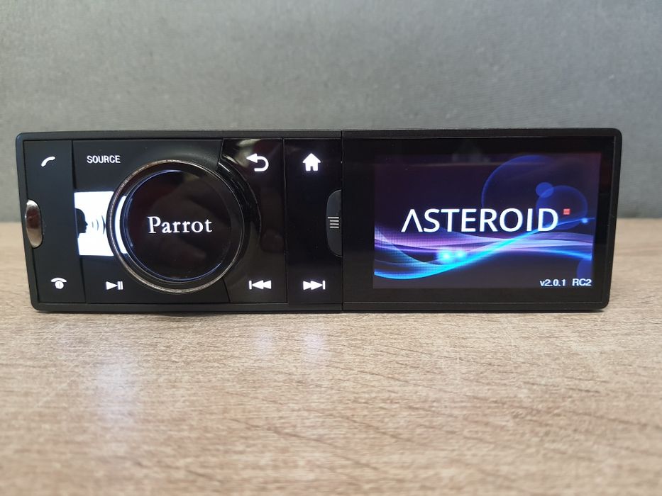 Radio Samochodowe Parrot ASTEROID z USB, Bluetooth, Karty SD, Kolorowy