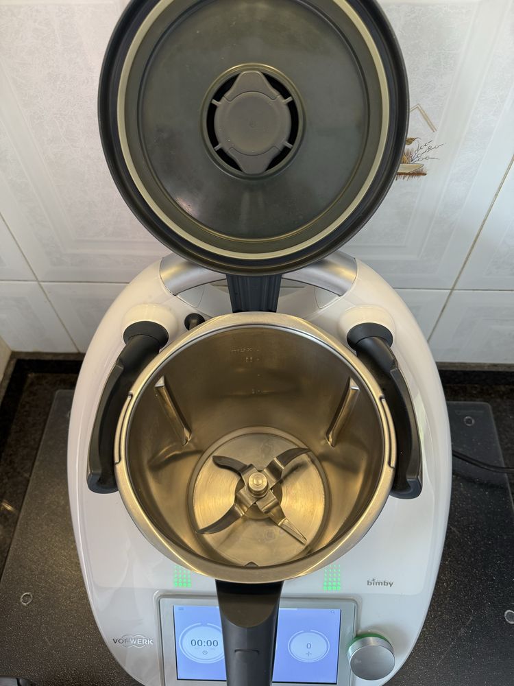 Vorwerk Bimby TM6 com acessórios