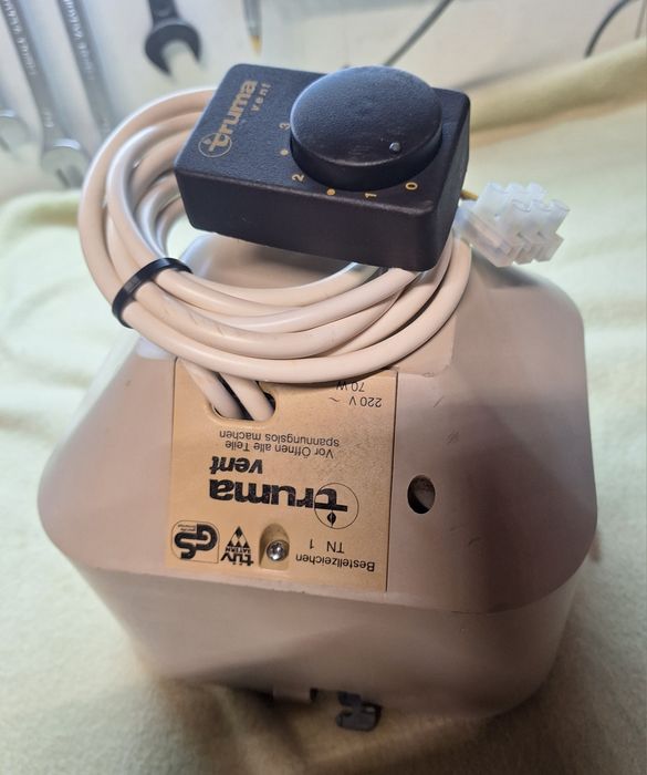 Truma Trumatic !! JAK NOWY !! Truma Vent TN1 220V dmuchawa wentylator
