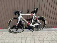 Rower szosowy Red bvll