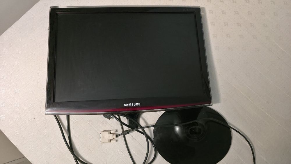 Monitor Samsung T220