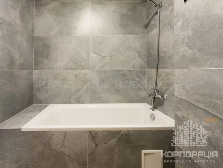 Продаж 2-км квартири, 76 м2, ЖК "Престиж", поруч Боздоський парк